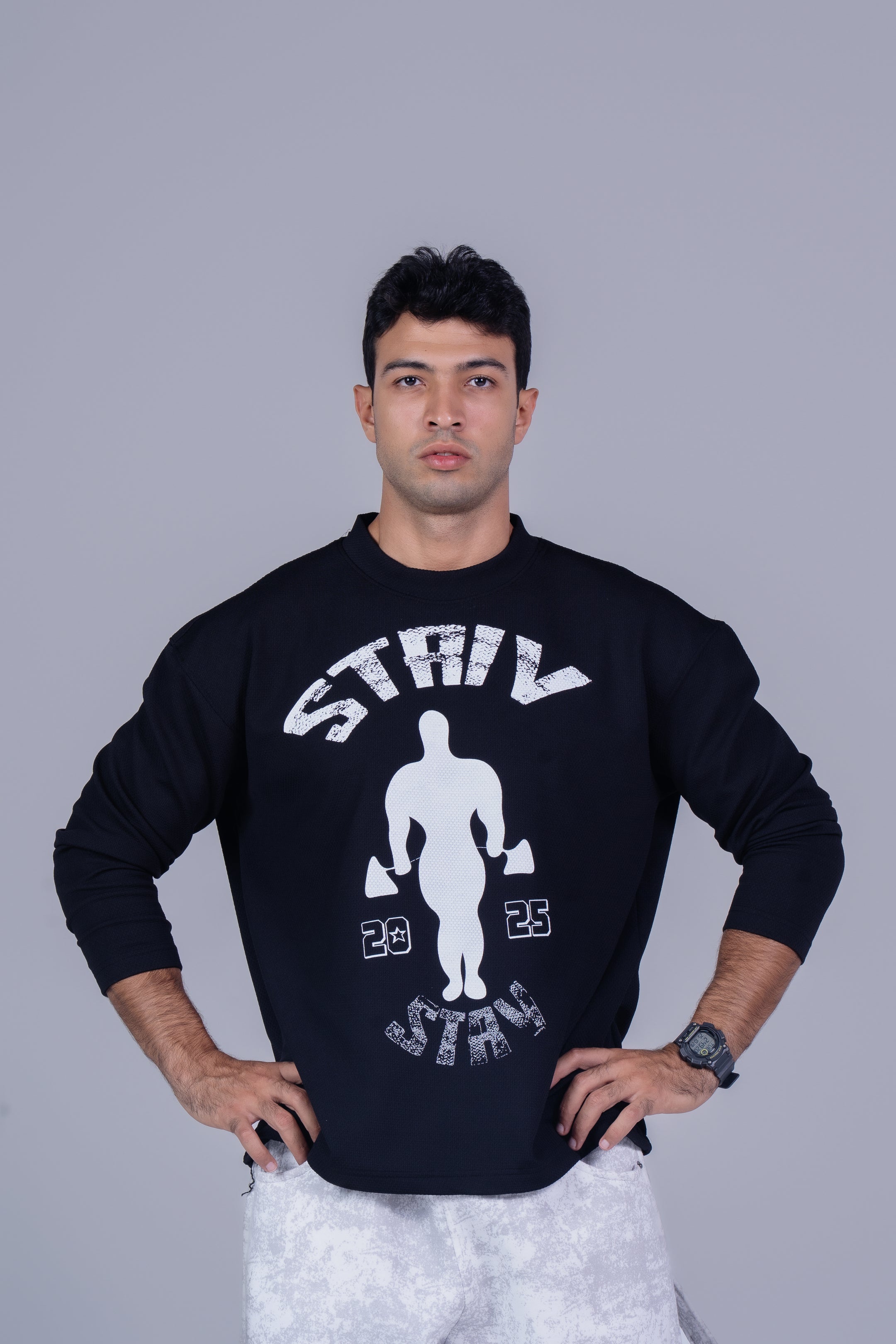 STRIV POWER CREWNECK