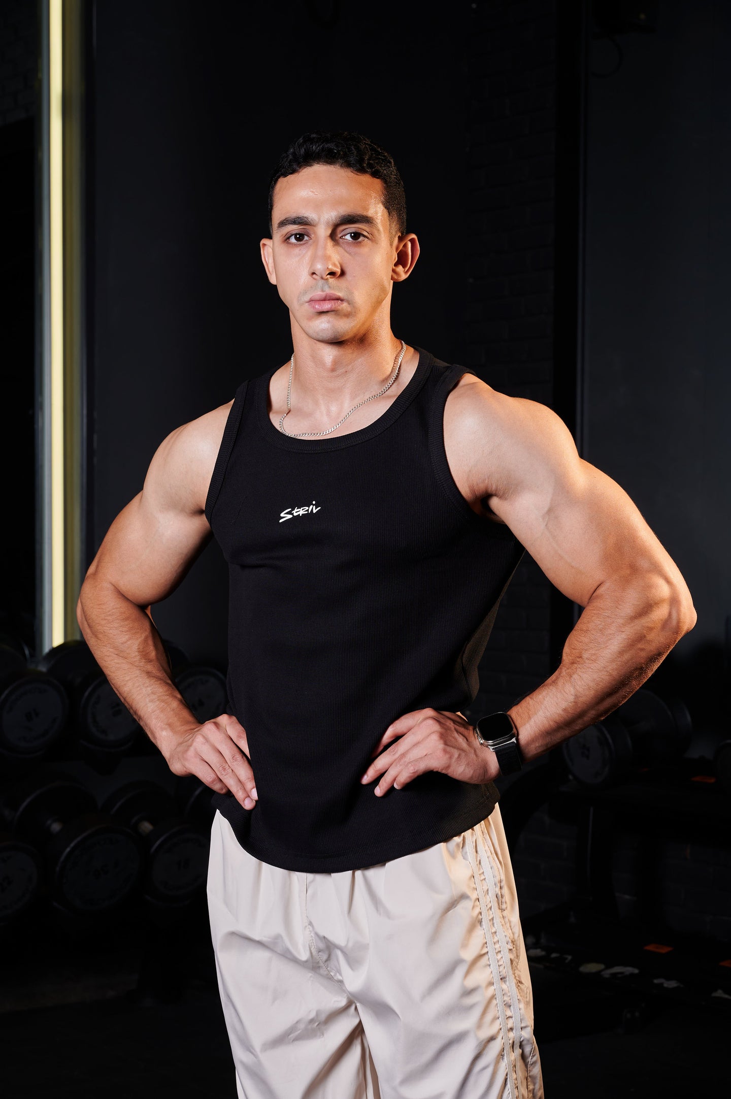 Essential Tank - Black